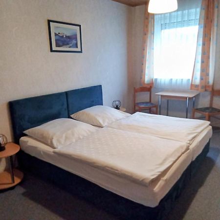 Gasthof Zur Krone Burghaslach Екстериор снимка